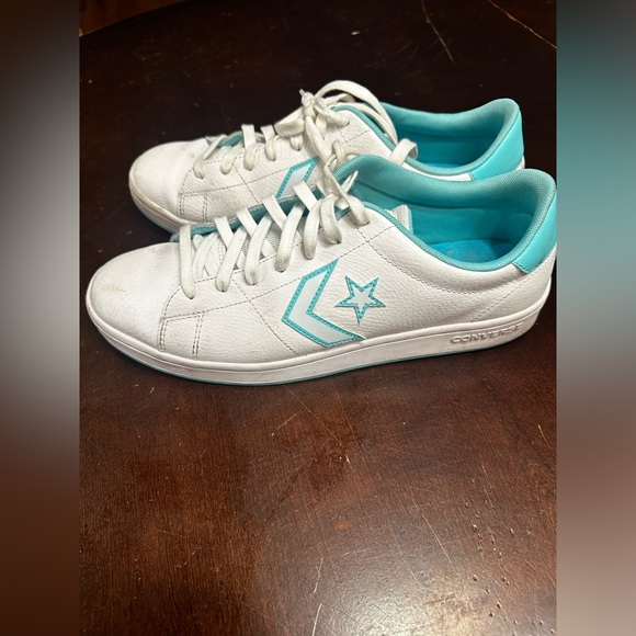Converse size 11 mint/white hard to find!! - Picture 4 of 7